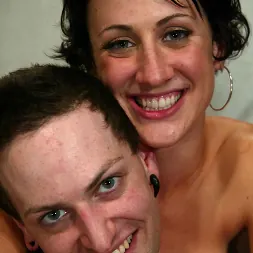 Dylan Ryan en and Judas (foto 15) Dylan Ryan en 'Kink' and Judas (Miniatura 15)