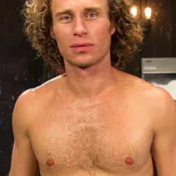 Dylan Ryan en La fantasía de gangbang más depravada de Dylan Ryan (foto 5) Dylan Ryan en 'Kink' La fantasía de gangbang más depravada de Dylan Ryan (Miniatura 5)