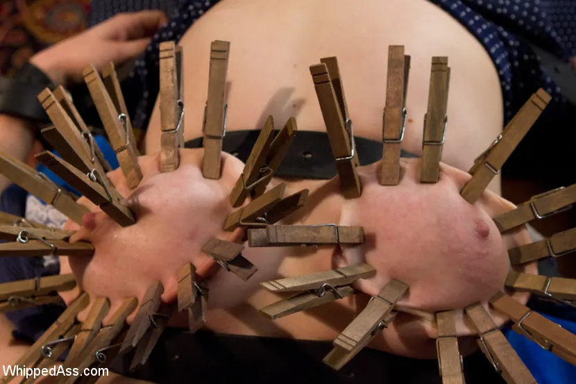 Kink 'Penny Pax' protagonizando Dylan Ryan (foto 16)