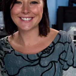 Eadie Sexwick in 'Kink' AMATEUR GIRL FRIDAYS Eadie Sexwick (Thumbnail 1)