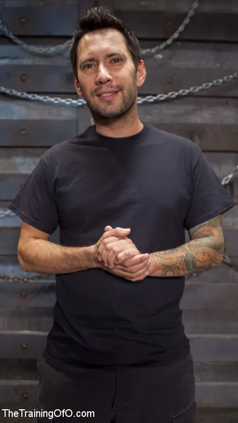 Kink 'Entrenamiento de esclava rubia: Ela Darling, día 2' protagonizando Ela Darling (foto 2)