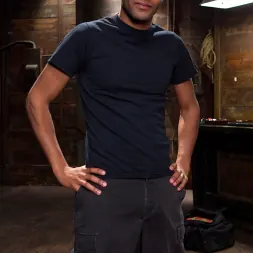 Ela Darling en Entrenada para follar con todos los agujeros llenos (foto 18) Ela Darling en 'Kink' Entrenada para follar con todos los agujeros llenos (Miniatura 18)