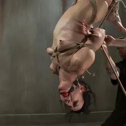 Elise Graves en 'Kink' - DESTROYED!!!!!!! (Miniatura 12)