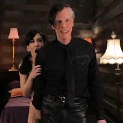 Elise Graves en 'Kink' Digitación con los dedos y dominio del punto G - Presentado por Danarama (Miniatura 18)