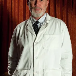 Elise Graves en 'Kink' El burdel (Miniatura 1)