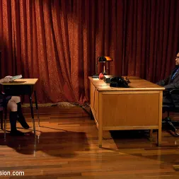 Elise Graves en 'Kink' El burdel (Miniatura 22)