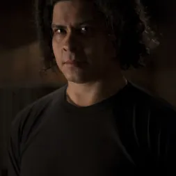 Elizabeth Thorn en 'Kink' Receta para el desastre (Miniatura 1)