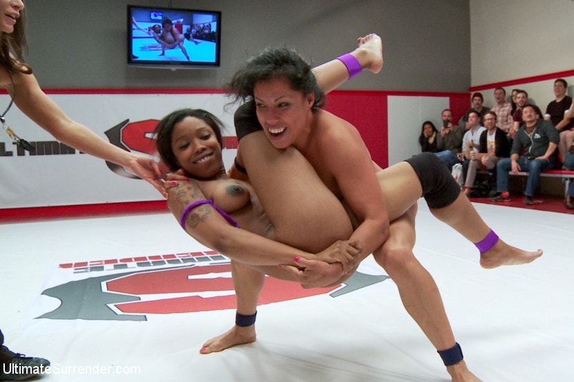 Kink 'Bad Ass Wrestlers trap Noobes on the mat and finger fuck the fuck out of them' starring Ella Nova (Photo 17)