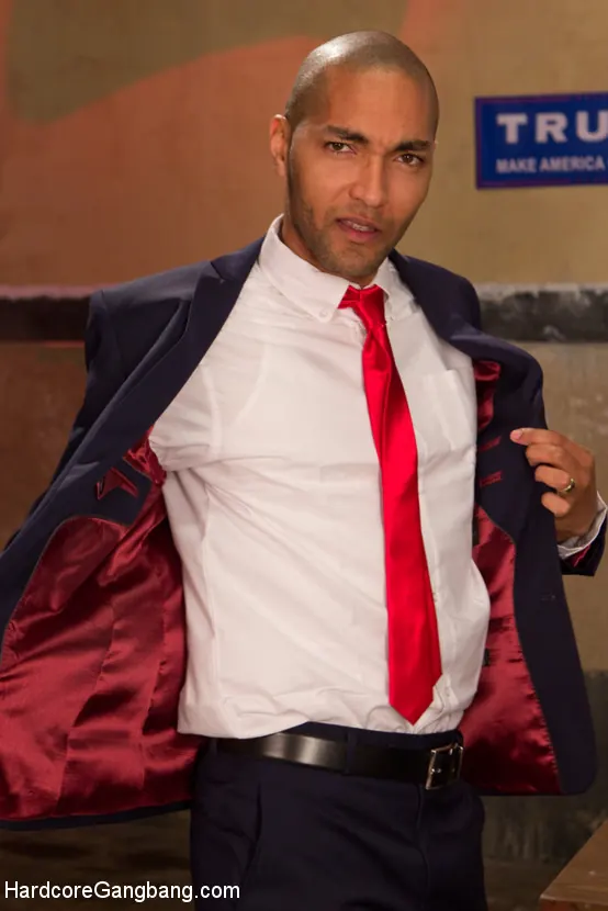 Kink 'アメリカ人はもう一度やります！' 主演 Ella Nova (写真 2)