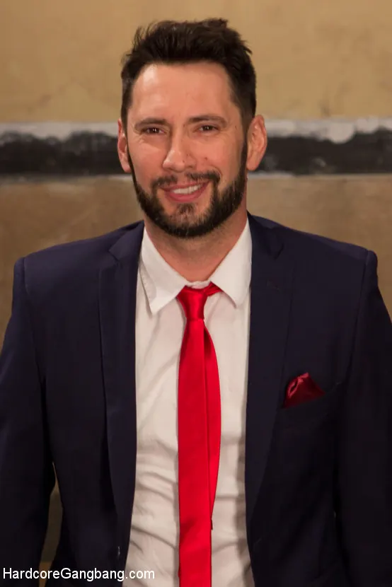 Kink 'アメリカ人はもう一度やります！' 主演 Ella Nova (写真 3)