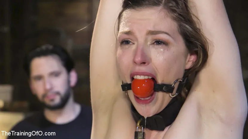 Kink 'アナル・スラットの訓練：エラ・ノヴァ' 主演 Ella Nova (写真 16)