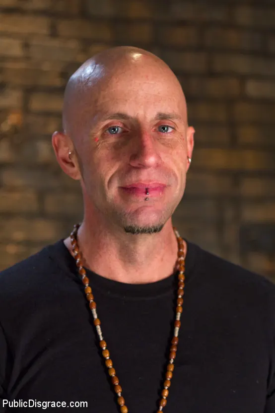 Kink '彼女の手と膝からブロンドファック子犬を怒らせることを熱望している' 主演 Ella Nova (写真 10)