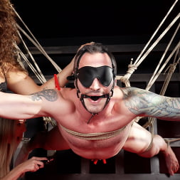 Eva Maxim en 'Kink' Rogando por correrse (Miniatura 9)