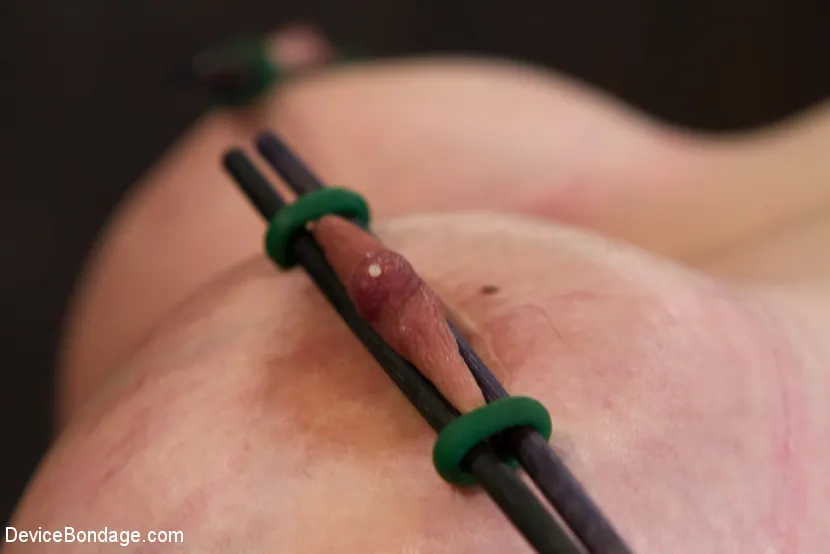 Kink 'Bound in Cruel Latex, Metal and Leather Bondage!' starring Felony (Photo 8)