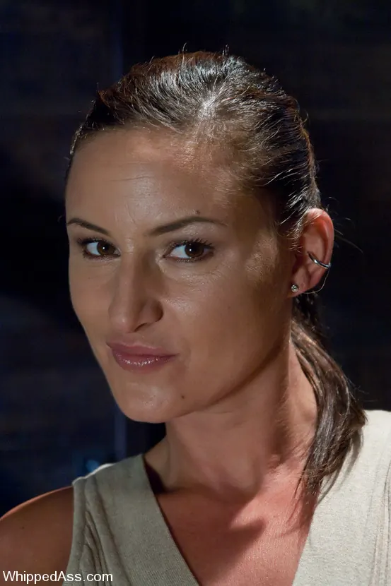 Kink 'Lola' starring Felony (Photo 2)