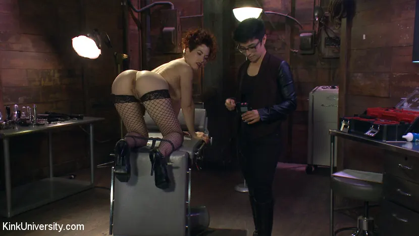 Fivestar en 'E-Stim 101: Introducción al electrosexo' from 'Kink' (foto 19) Kink 'E-Stim 101: Introducción al electrosexo' protagonizando Fivestar (foto 19)