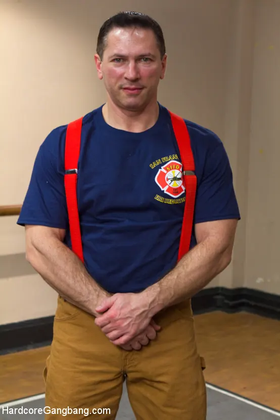 Kink 'It takes five thick fire hoses to drench Simone Sonay's hot MILF cunt' starring Simone Sonay (Photo 16)