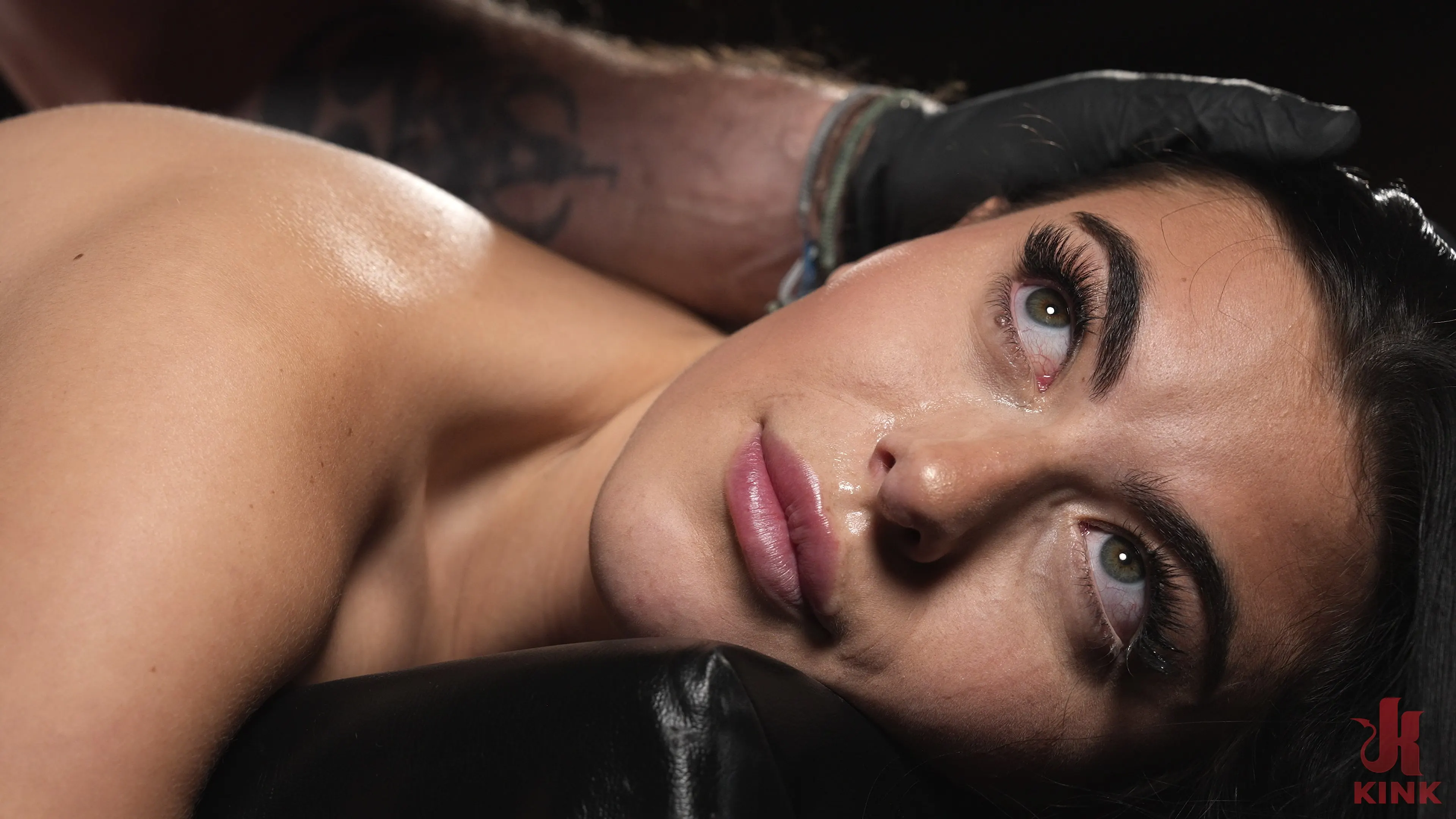 Kink 'Testing Limits' starring Gal Ritchie (Photo 8)