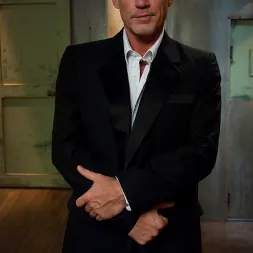 Gia DiMarco en 'Kink' Castigo anal: Gia DiMarco y Aariella Alexis (Miniatura 15)