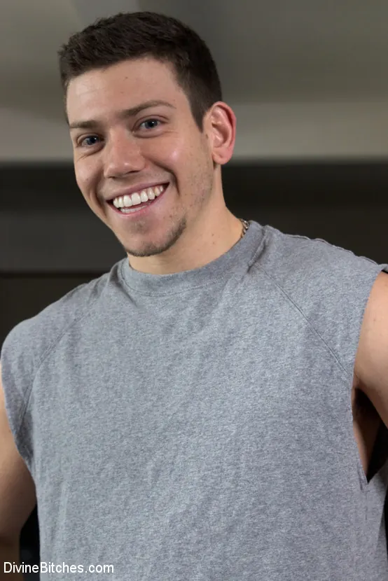 Kink 'La tortura del ejercicio divino de Gia DiMarco' protagonizando Gia DiMarco (foto 2)