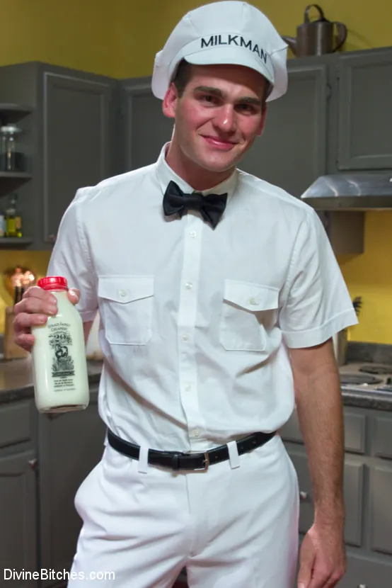 Kink '¡La señora Gia Dimarco es poderosa y embarazada y exige atención!' protagonizando Gia DiMarco (foto 1)