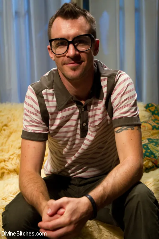 Kink 'El marido cornudo y cariñoso de la señora Dimarco' protagonizando Gia DiMarco (foto 7)