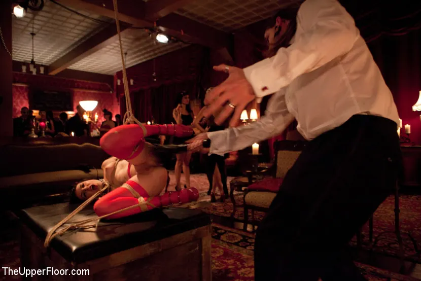 Kink 'Fiesta de Acción de Gracias' protagonizando Gia DiMarco (foto 16)