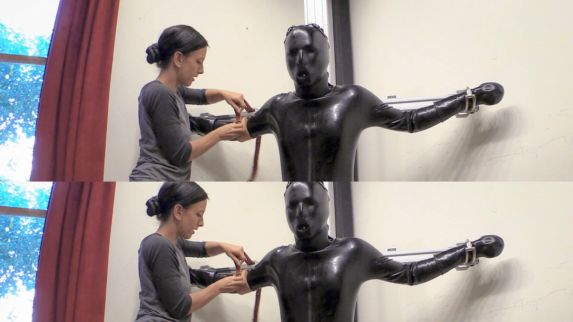 Kink 'Catsuit de goma, bondage de metal' protagonizando Goblintower (foto 1)