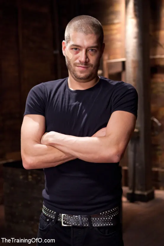 Goldie en 'Coño afeitado diminuto follado: Día uno de Goldie' from 'Kink' (foto 18) Kink 'Coño afeitado diminuto follado: Día uno de Goldie' protagonizando Goldie (foto 18)