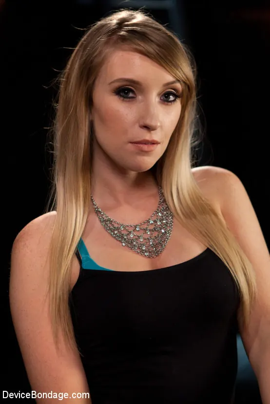 Kink '新婦を罰する' 主演 Harley Jade (写真 17)