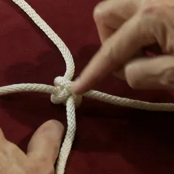 Hexxus に 'Kink' 装飾的なボンデージとヘアタイ (サムネイル 16)