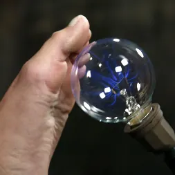 Hollie Stevens に 'Kink' and Isis Love (サムネイル 6)