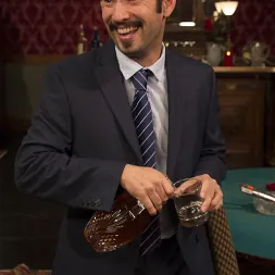 Holly Heart en 'Kink' All In: ¡Holly Heart es TRIPLEMENTE PENETRADA por ENORMES pollas gordas! (Miniatura 17)