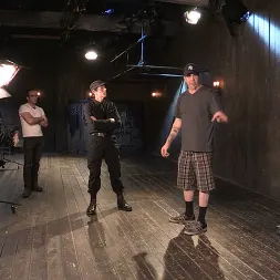 Holly Heart en 'Kink' Deep Inside: Device Bondage (Detrás de escena) (Miniatura 1)