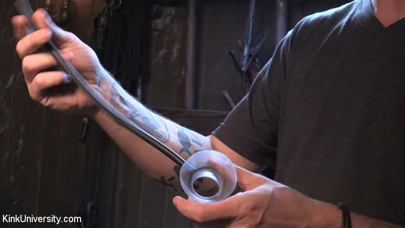 Kink 'Deep Inside: Device Bondage (Behind the Scenes)' starring Holly Heart (Photo 3)