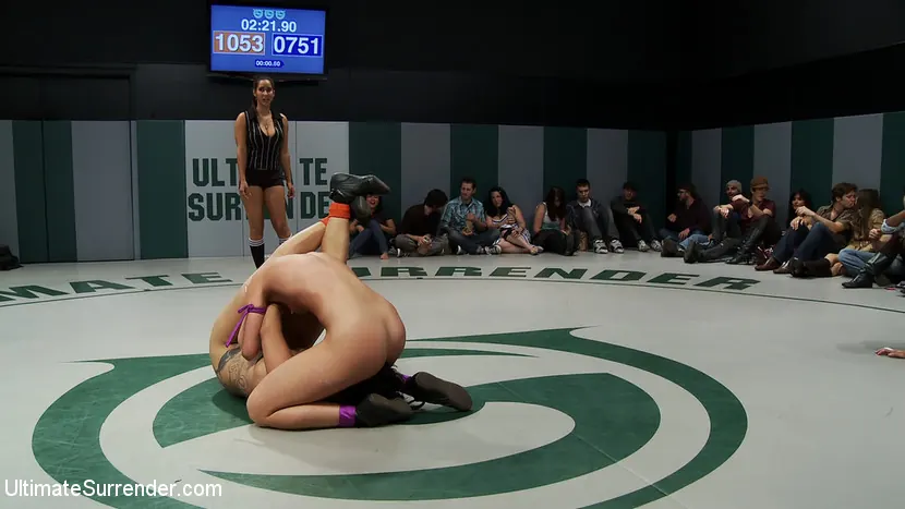 Kink 'ラウンド3：ドラゴンズ（2-0）対チームアイス（1-1）' 主演 Holly Heart (写真 18)