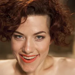 Ingrid Mouth に 二重貫通の予測 (写真 9) Ingrid Mouth に 'Kink' 二重貫通の予測 (サムネイル 9)