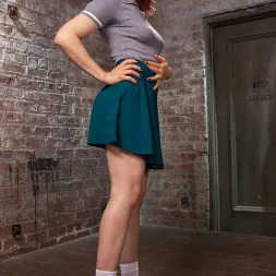 Ingrid Mouth に 'Kink' 極端なボンデージでセクシーな痛みを抱えて、苦しめられ、懲らしめられて、彼女の意志に腹を立てる (サムネイル 2)