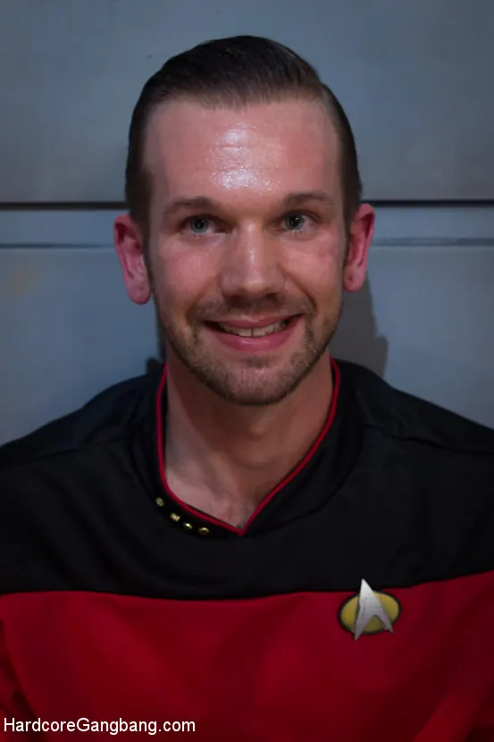 Kink 'Star Trek: La Próxima Penetración - ¡Primer Gangbang y Doble Penetración!' protagonizando Ingrid Mouth (foto 5)