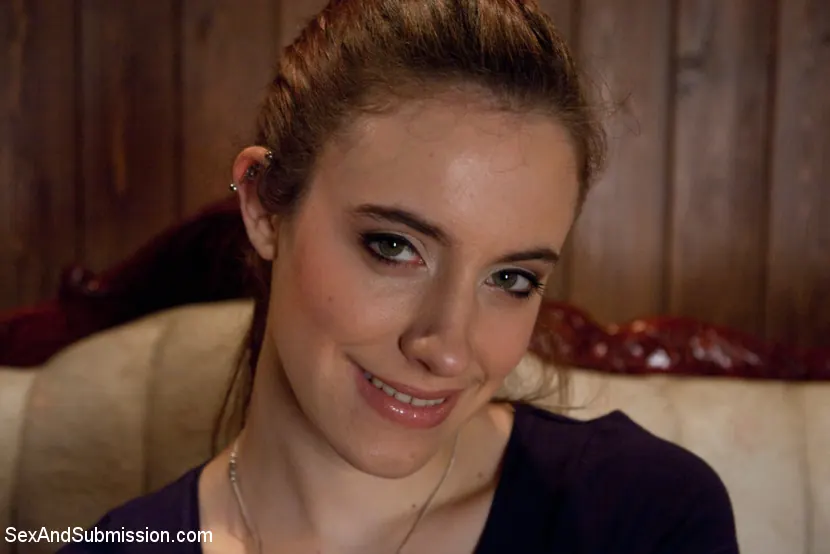 Kink '紳士クラブオーディション' 主演 Iona Grace (写真 17)