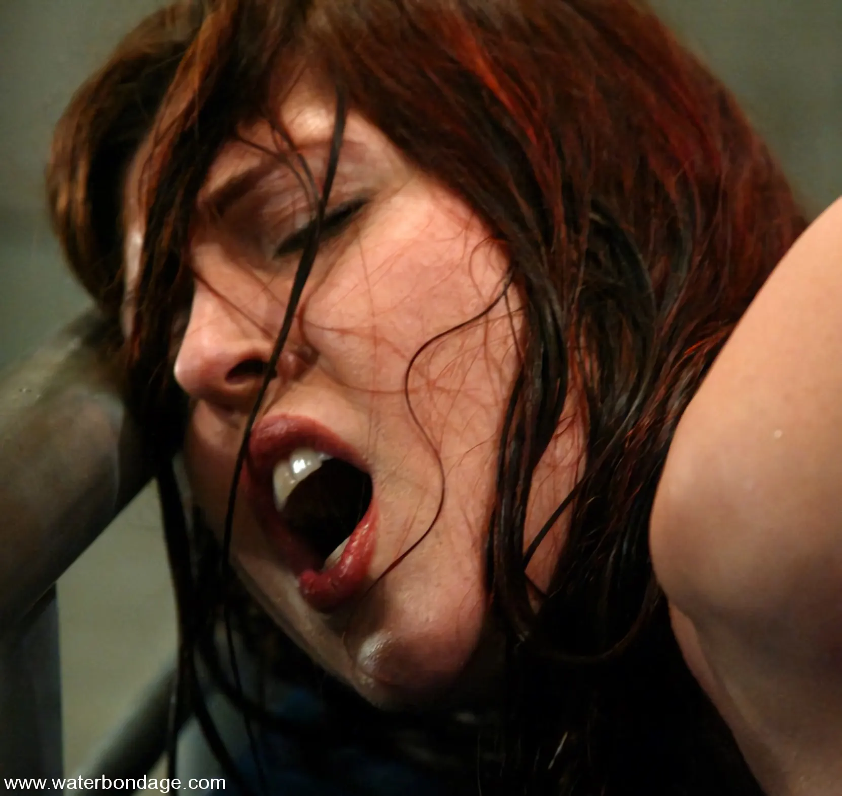 Kink '5女の子撮影:パート2' 主演 Isis Love (写真 5)