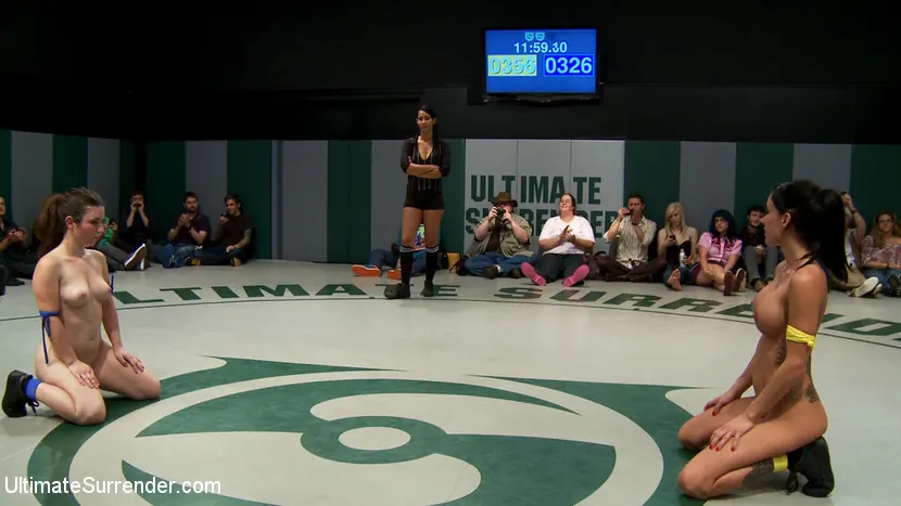 Kink '¡BATALLA DE PESOS PLUMA!: ¡Ronda 2! ¡La única lucha en parejas sin guion del mundo!' protagonizando Isis Love (foto 2)