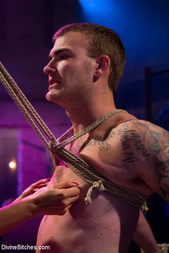 Kink 'クリスチャンワイルド' 主演 Isis Love (写真 11)