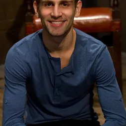 Isis Love に 'Kink' 夢叶う (サムネイル 1)