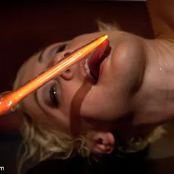 Isis Love に 'Kink' ディラン返品 (サムネイル 15)