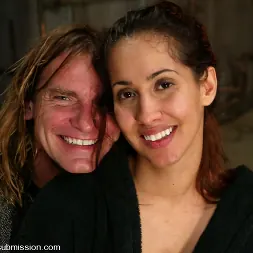 Isis Love に 'Kink' エヴァンストーンとアイシスの愛 (サムネイル 15)