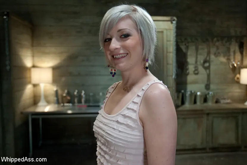 Kink 'ああ、私は神ではない、私はイシスの愛、女だ！' 主演 Isis Love (写真 2)