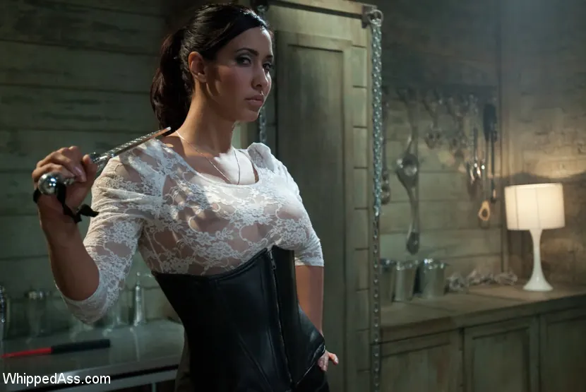 Kink 'ああ、私は神ではない、私はイシスの愛、女だ！' 主演 Isis Love (写真 7)