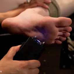 Isis Love に 'Kink' セクシーセンスはエレクトロを愛することを学ぶ (サムネイル 11)