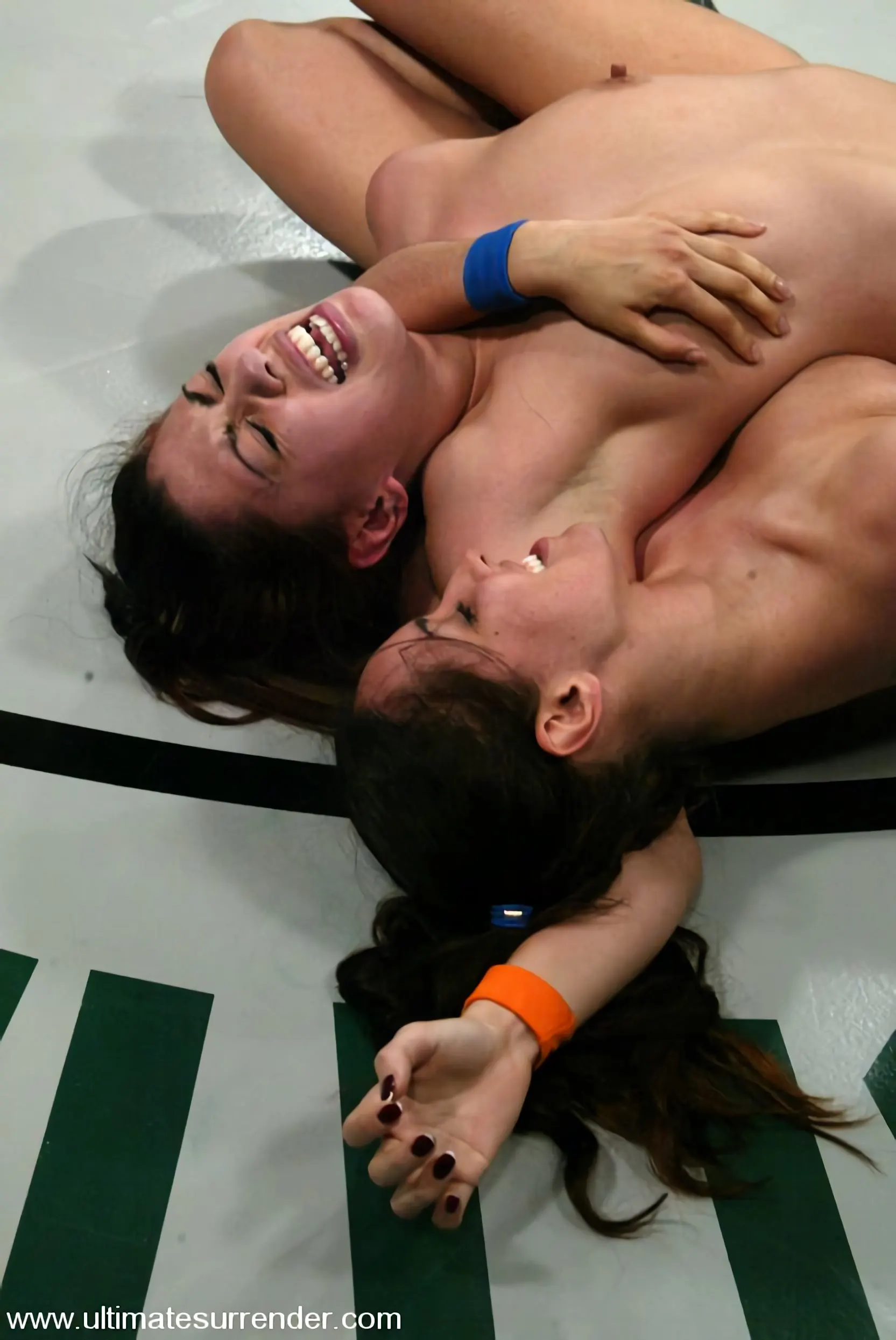 Kink 'The Goddess (9-5) The Phoenix (0-0)' starring Isis Love (Photo 13)